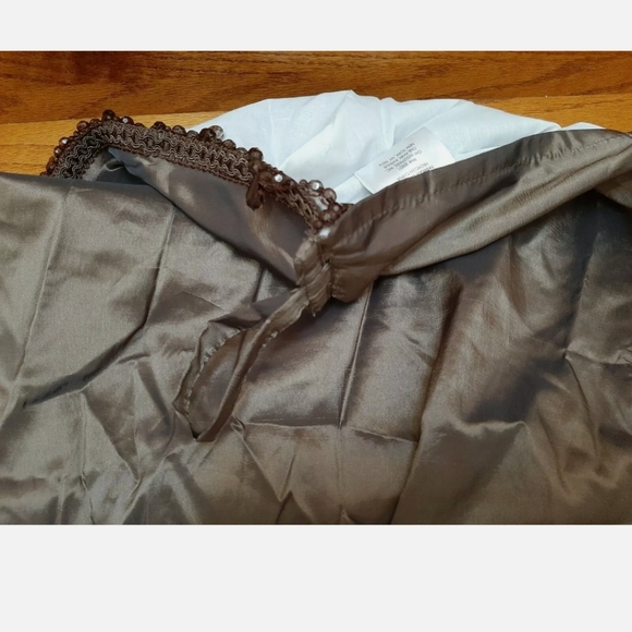 Peri Argentina crescent valance  chocolate (1 valance) - Picture 8 of 14